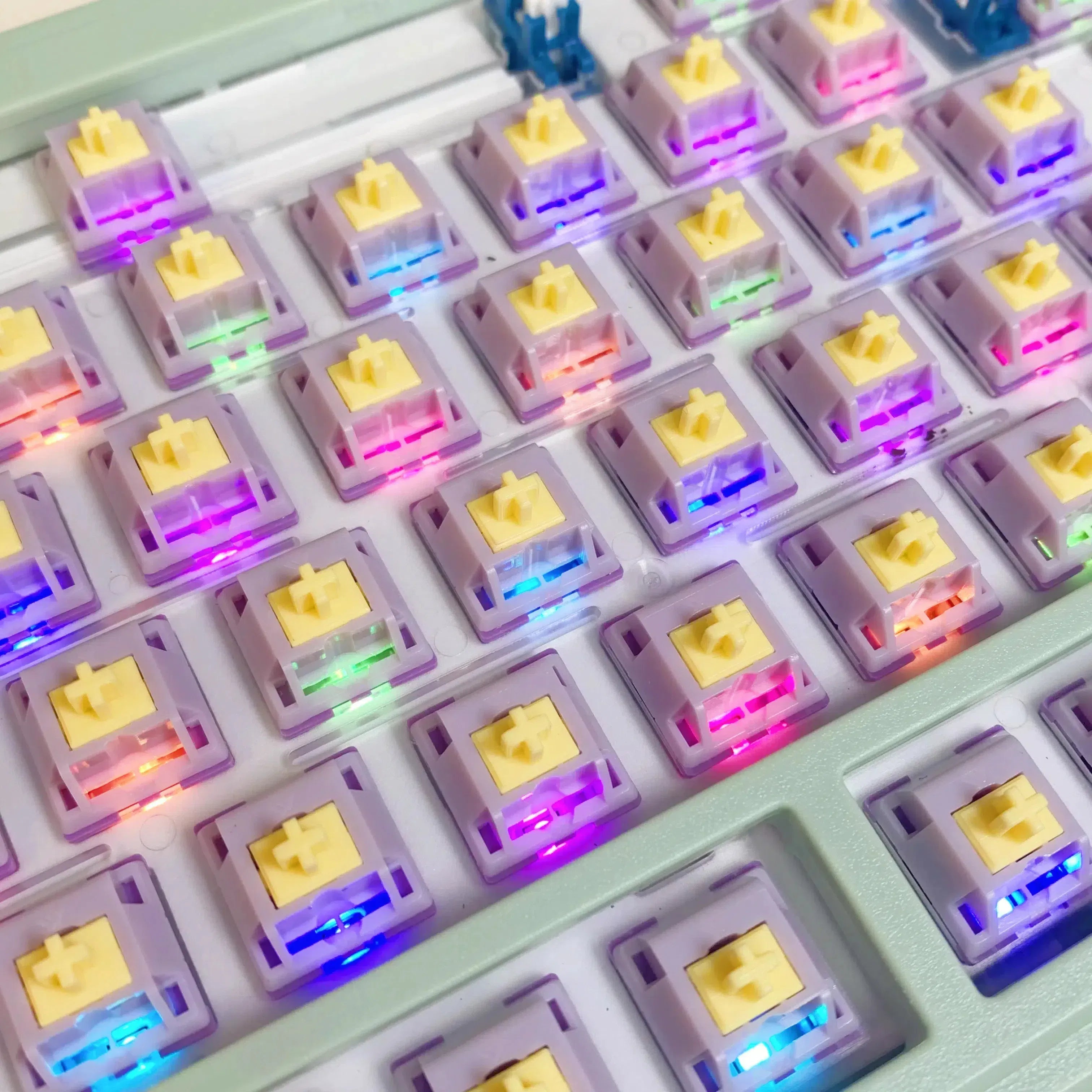 Color: Olive, Axis Body: Gray Switch - KTT Hyacinth Linear Switch Five Pins Switches MX For Mechanical Gaming Keyboards 45g Prelubed